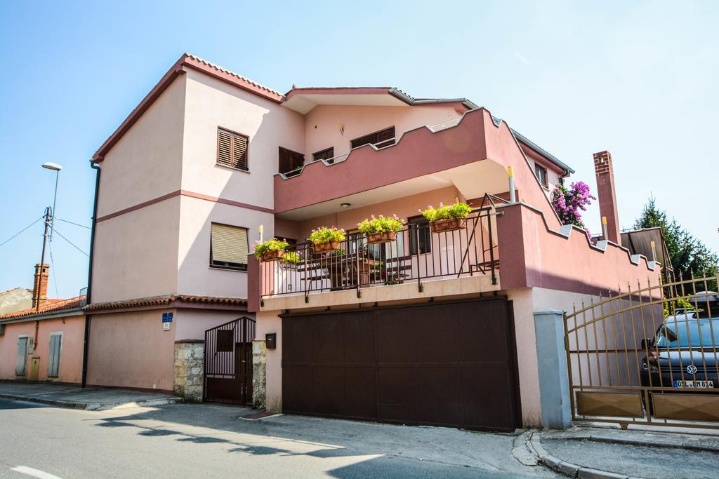 Apartments Ema PUY 외부 사진